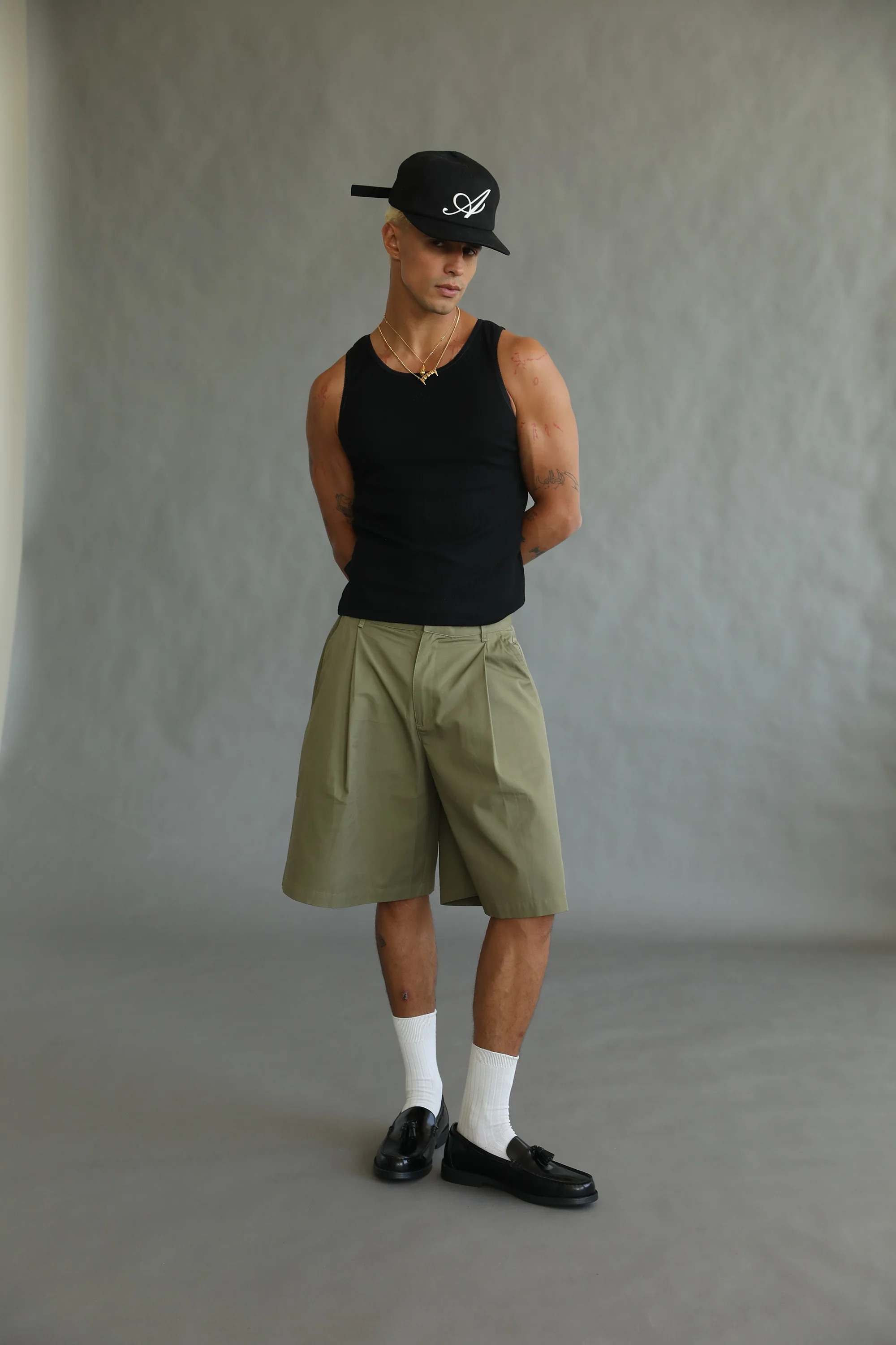 Olive Pleated Shorts - Image 7