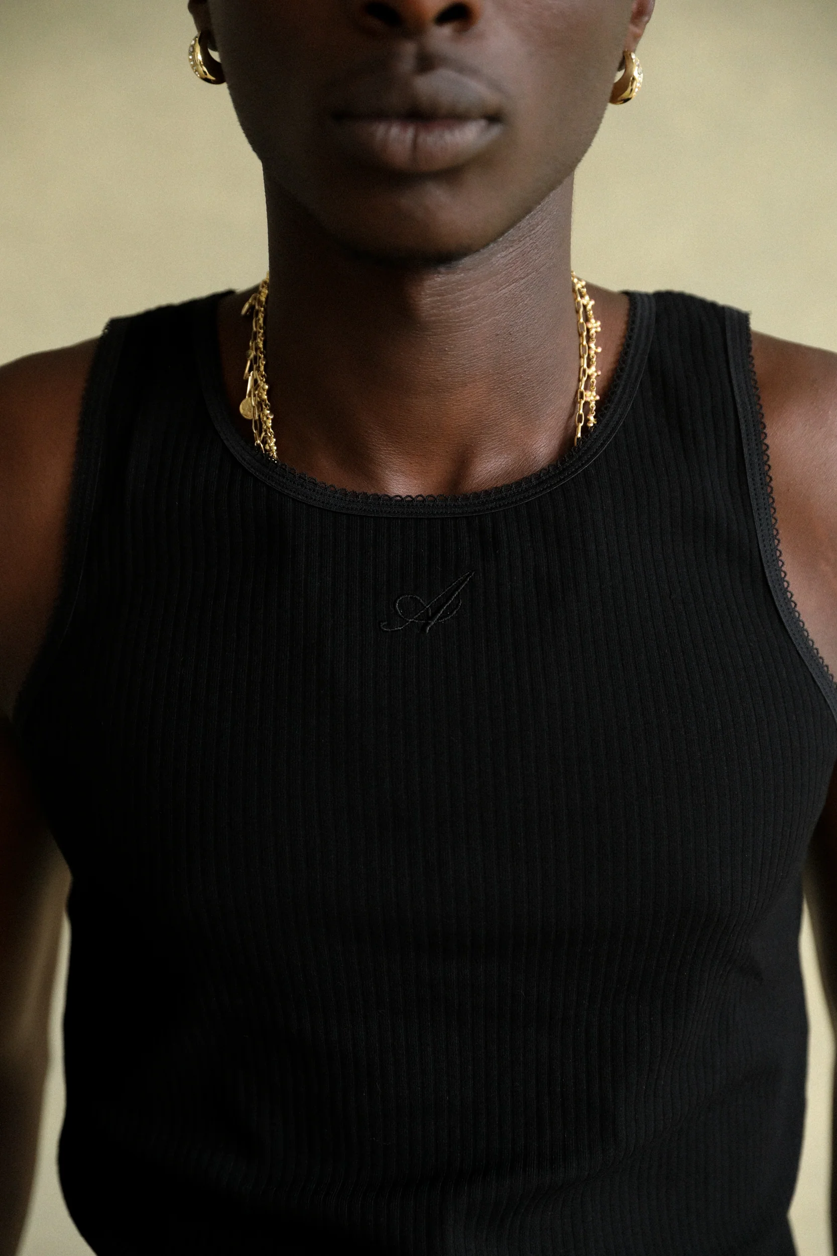 Signature Black Singlet - Image 4