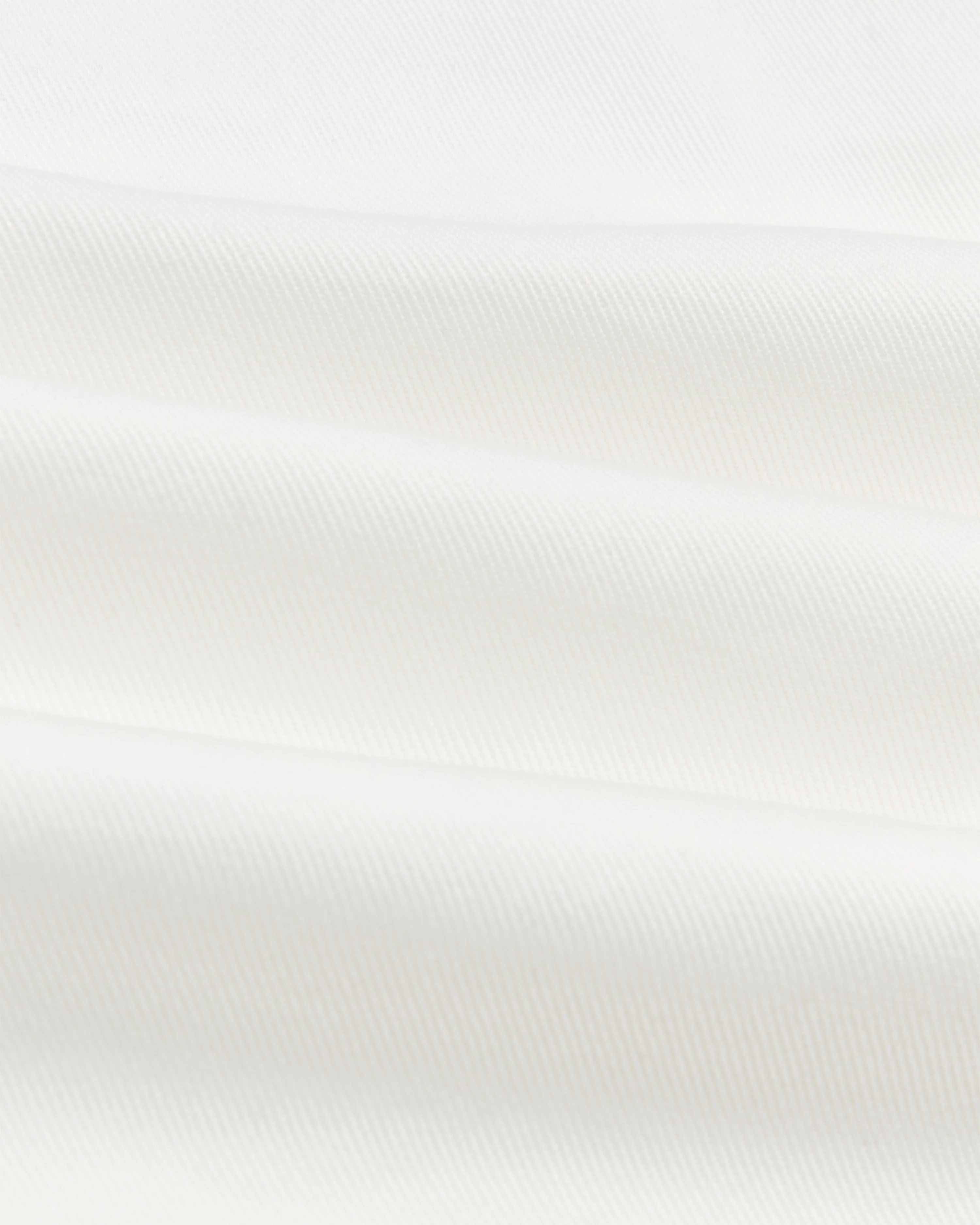 White Double Pleated Shorts - Image 5